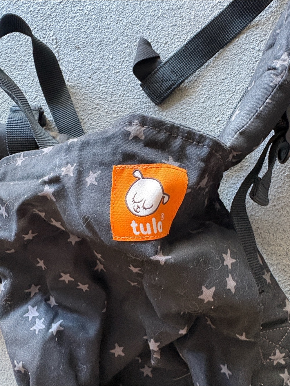 Tula Free-To-Grow Star Print Carrier in Black - Picture 2 of 3